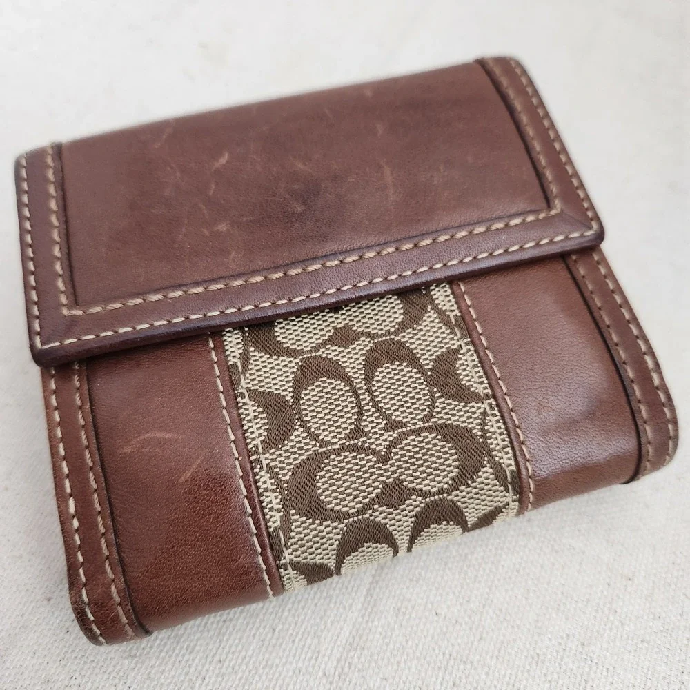 Vintage Coach Signature Folding Wallet Snap Closure Medium Brown Soft Leather